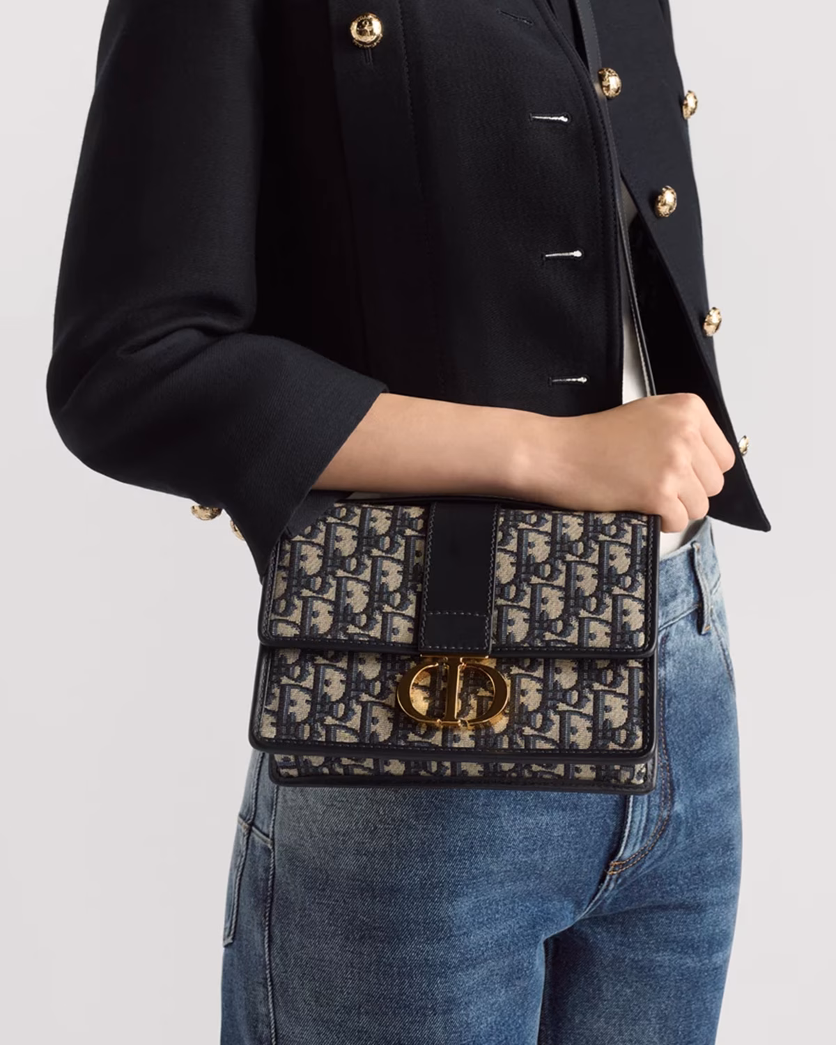30 Montaigne East-West Bag with Chain Blue Dior Oblique Jacquard8