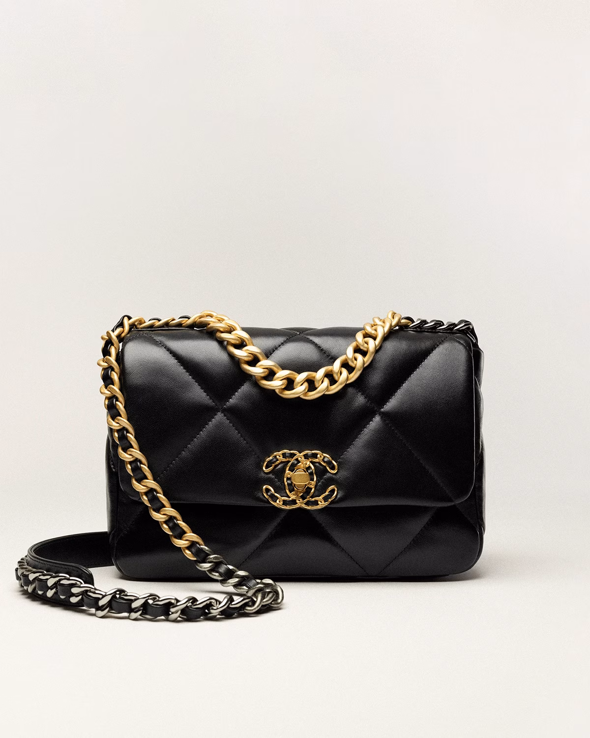 CHANEL 19 Handbag Shiny Lambskin, Gold-Tone, Silver-Tone