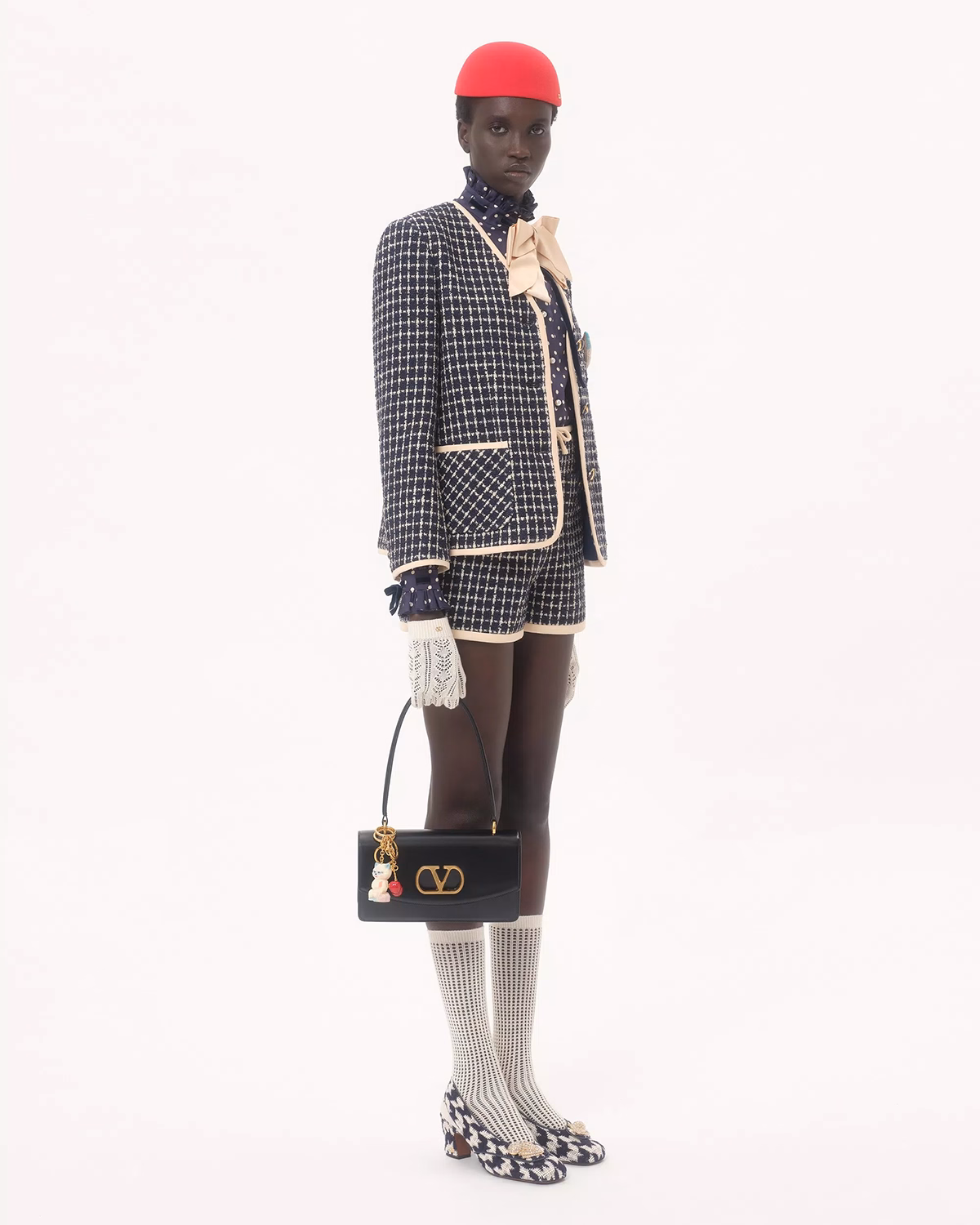 Valentino Garavani Vain Bag With Handle In Shiny Calfskin1