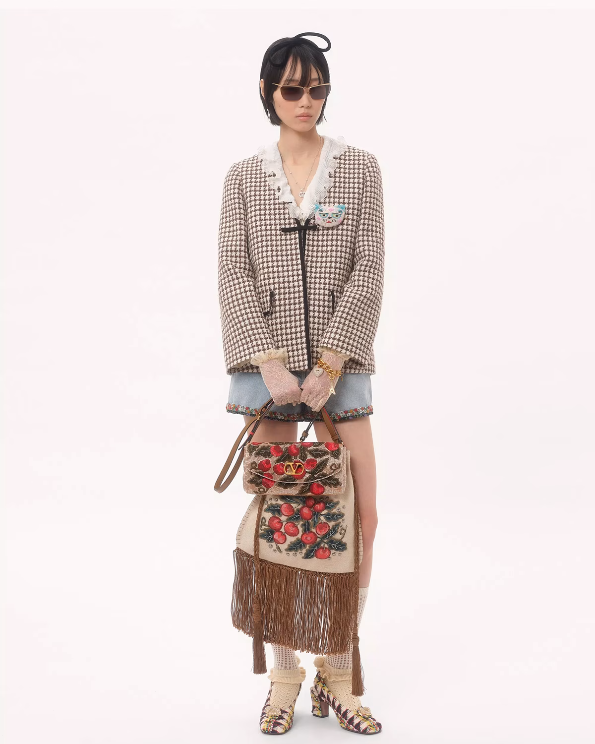 Valentino-Garavani-Vain-Soft-Embroidered-Small-Shoulder-Bag