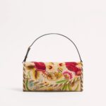 Valentino-Garavani-Vain-Soft-Embroidered-Small-Shoulder-Bag (9)