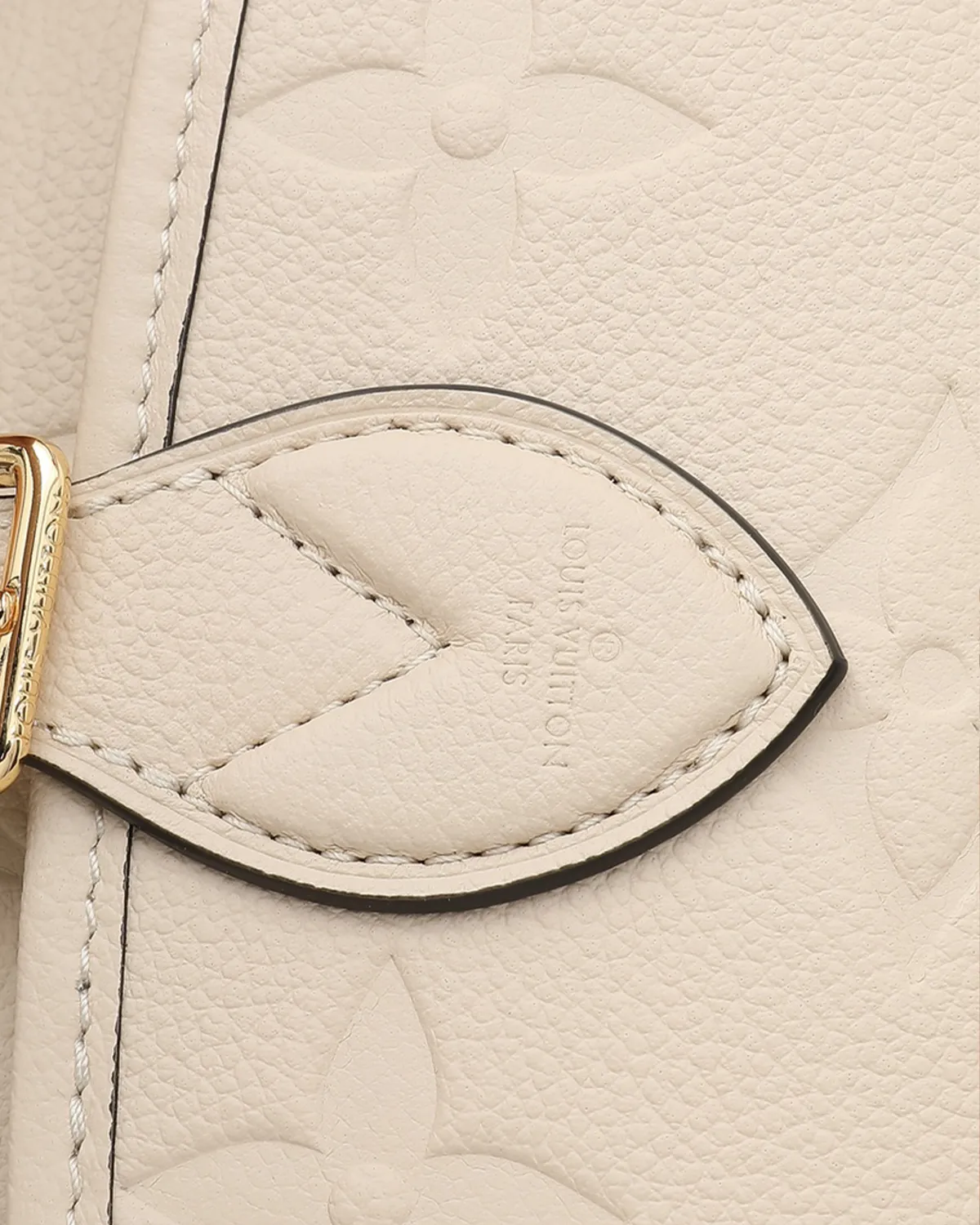 bagladt-signature-buckle-satchel-cream-embossed-leather-front5