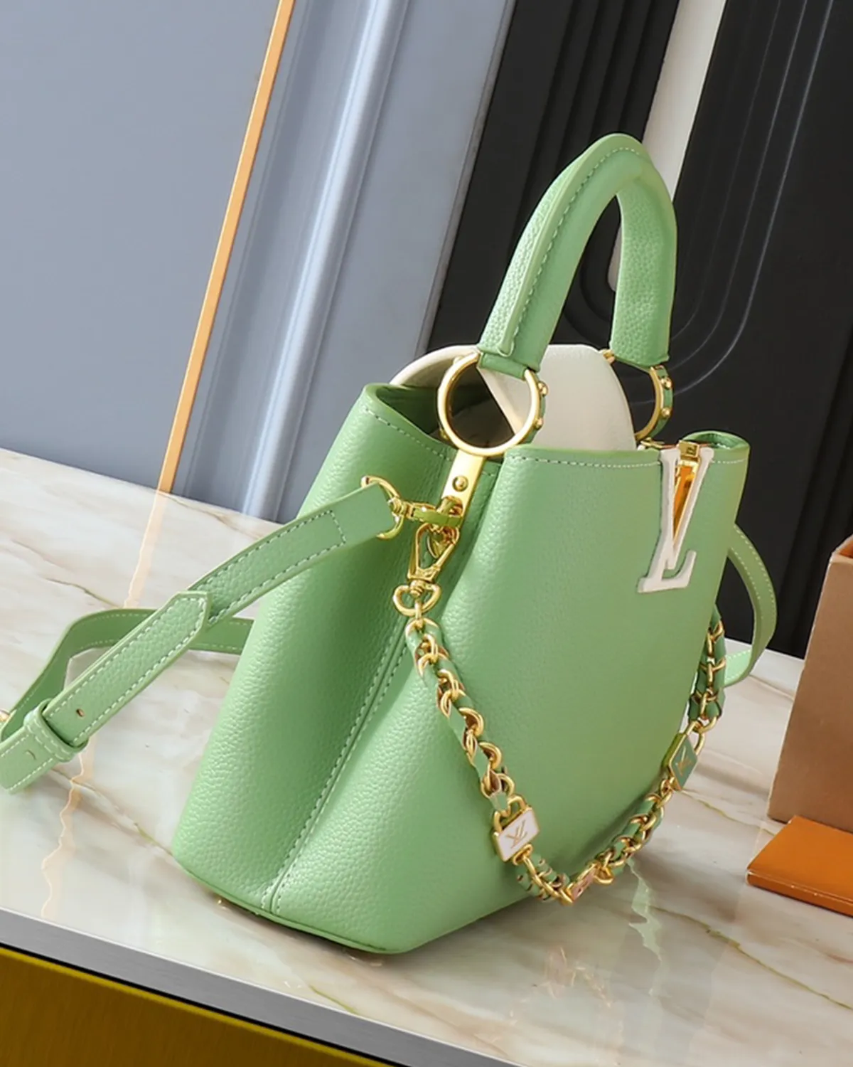 bagladt-signature-top-handle-mini-taurillon-jewel-chain-front3