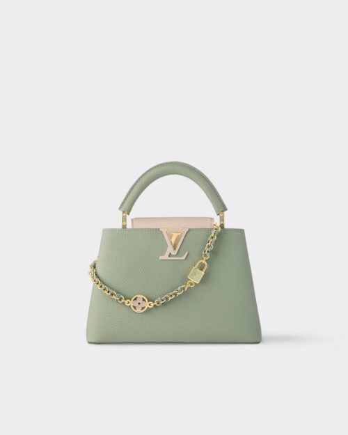 Products by Louis Vuitton: Capucines BB