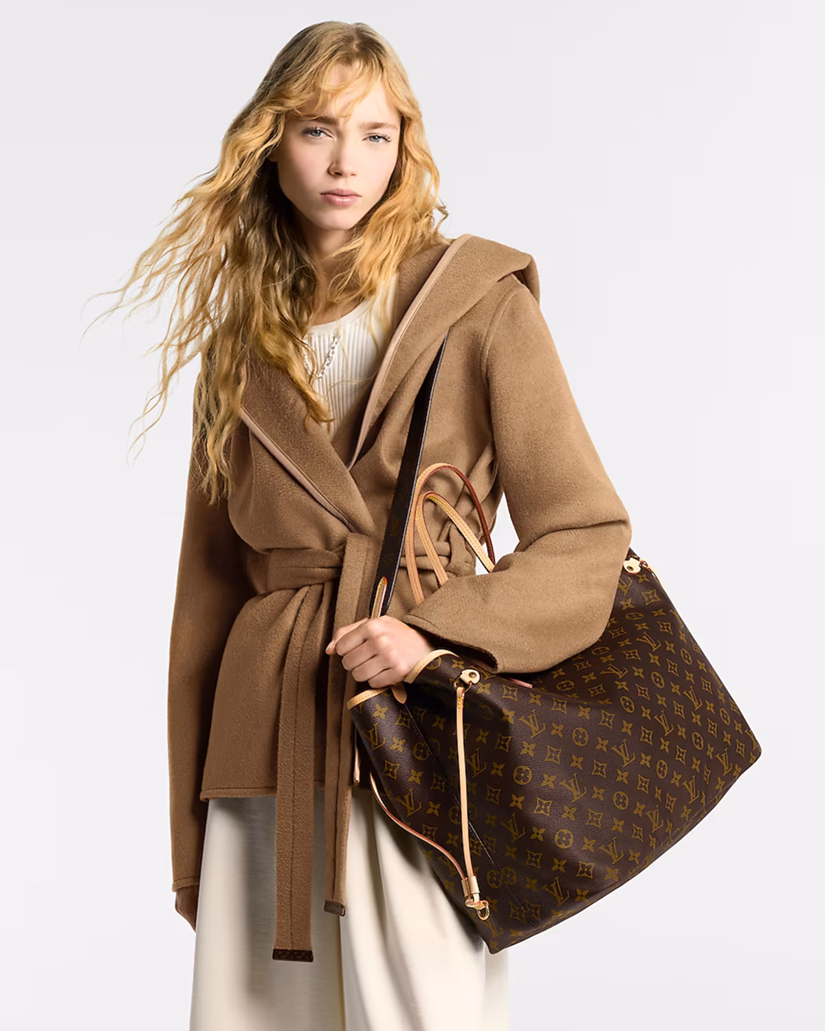 louis-vuitton-neverfull-bandouliere-inside-out-gm--M11948_PM1_Ambiance view