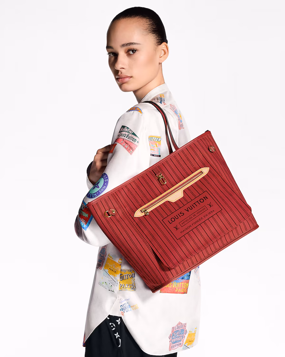 louis-vuitton-neverfull-bandouliere-inside-out-mm--M12708_PM1_Worn view