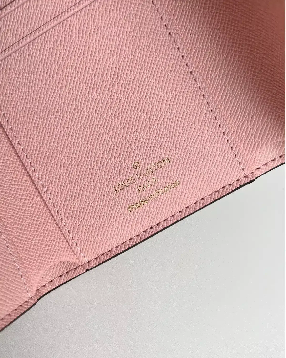 product-louis-vuitton-victorine-tri-fold-wallet-damier-ebene-pink-front-1200x1500-07-tbd