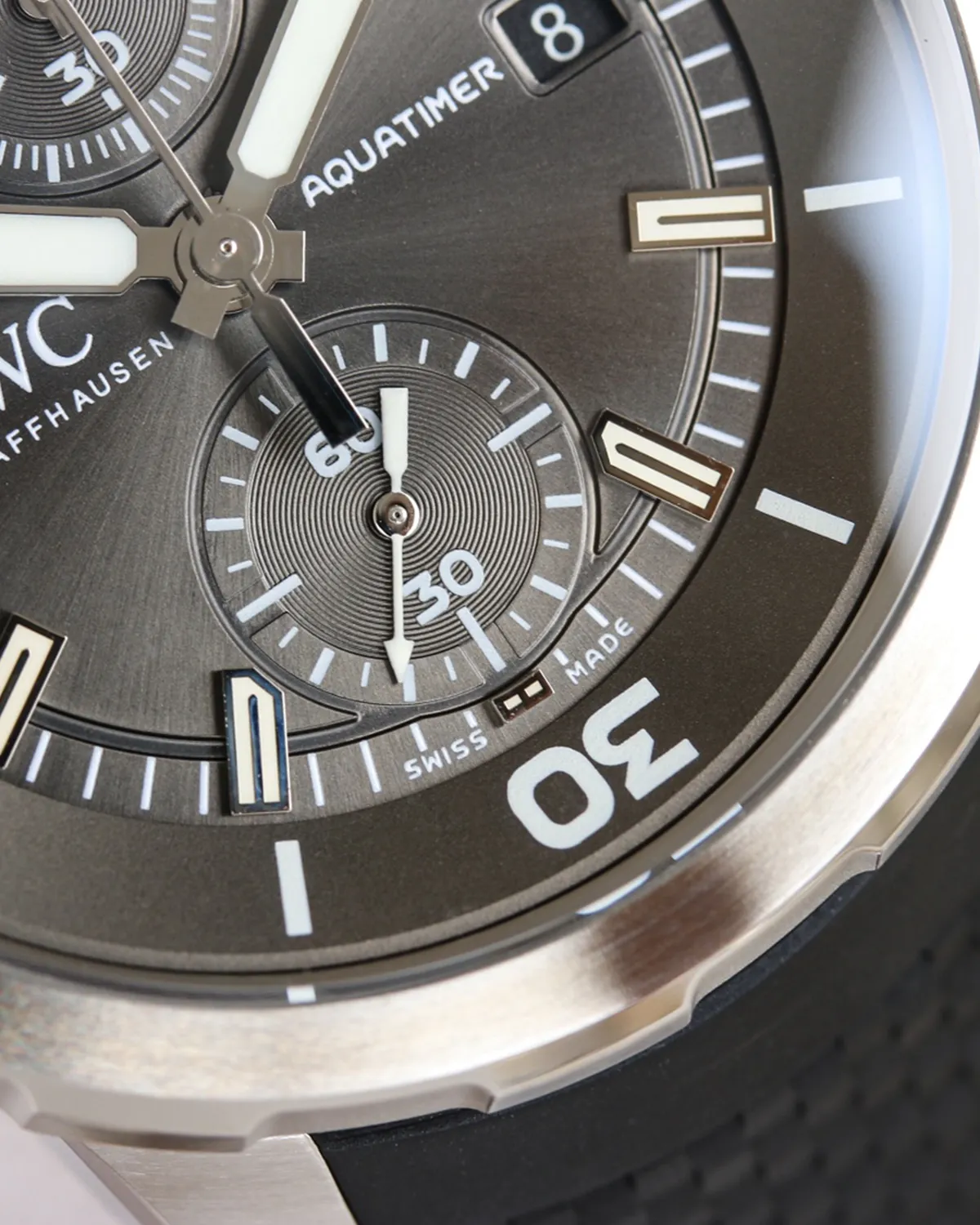 bagladt-aquatimer-chronograph-sharks-edition-grey-dial6