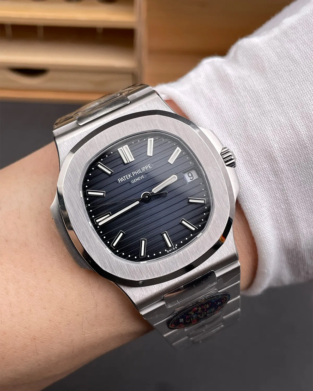 bagladt-black-steel-5711a-front3