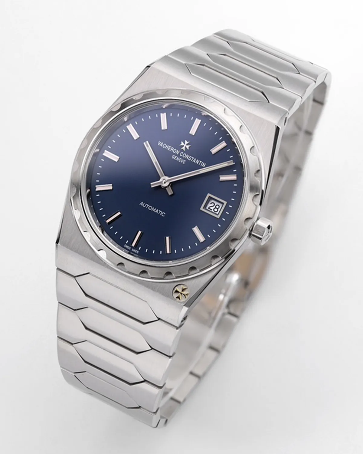 bagladt-historiques-222-steel-silver-dial-front3