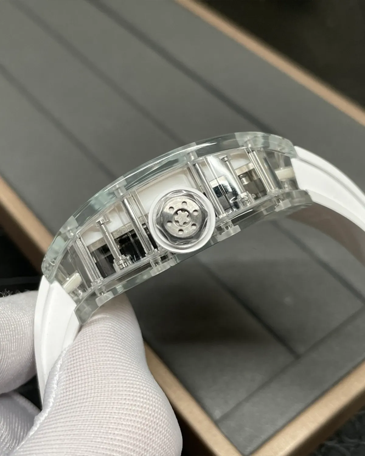 bagladt-jewelry-panda-tourbillon-diamond-set-front8