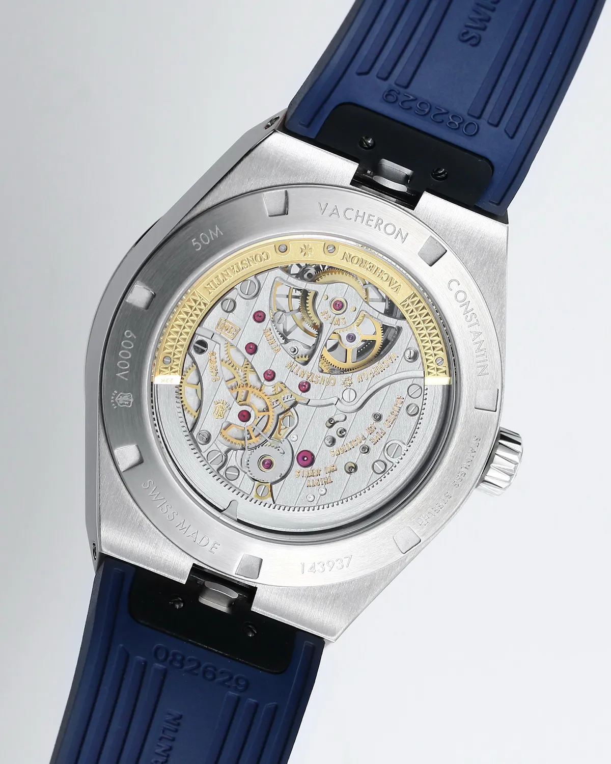 bagladt-overseas-tourbillon-titanium-blue-dial-front8