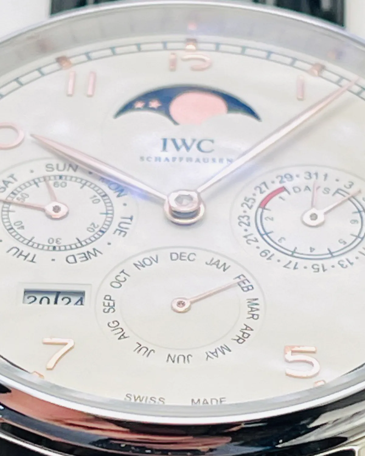 bagladt-portugieser-perpetual-calendar-42-silver-dial-front6