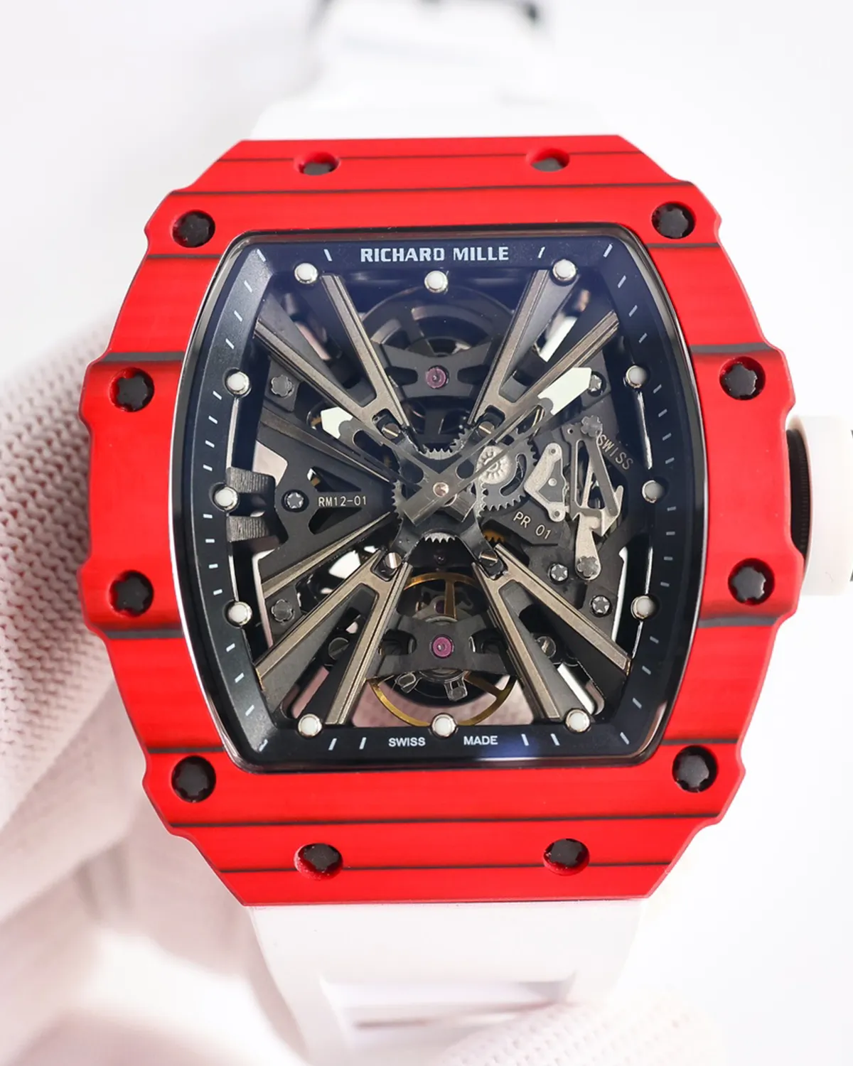bagladt-red-carbon-tourbillon-tonneau-skeleton-front3