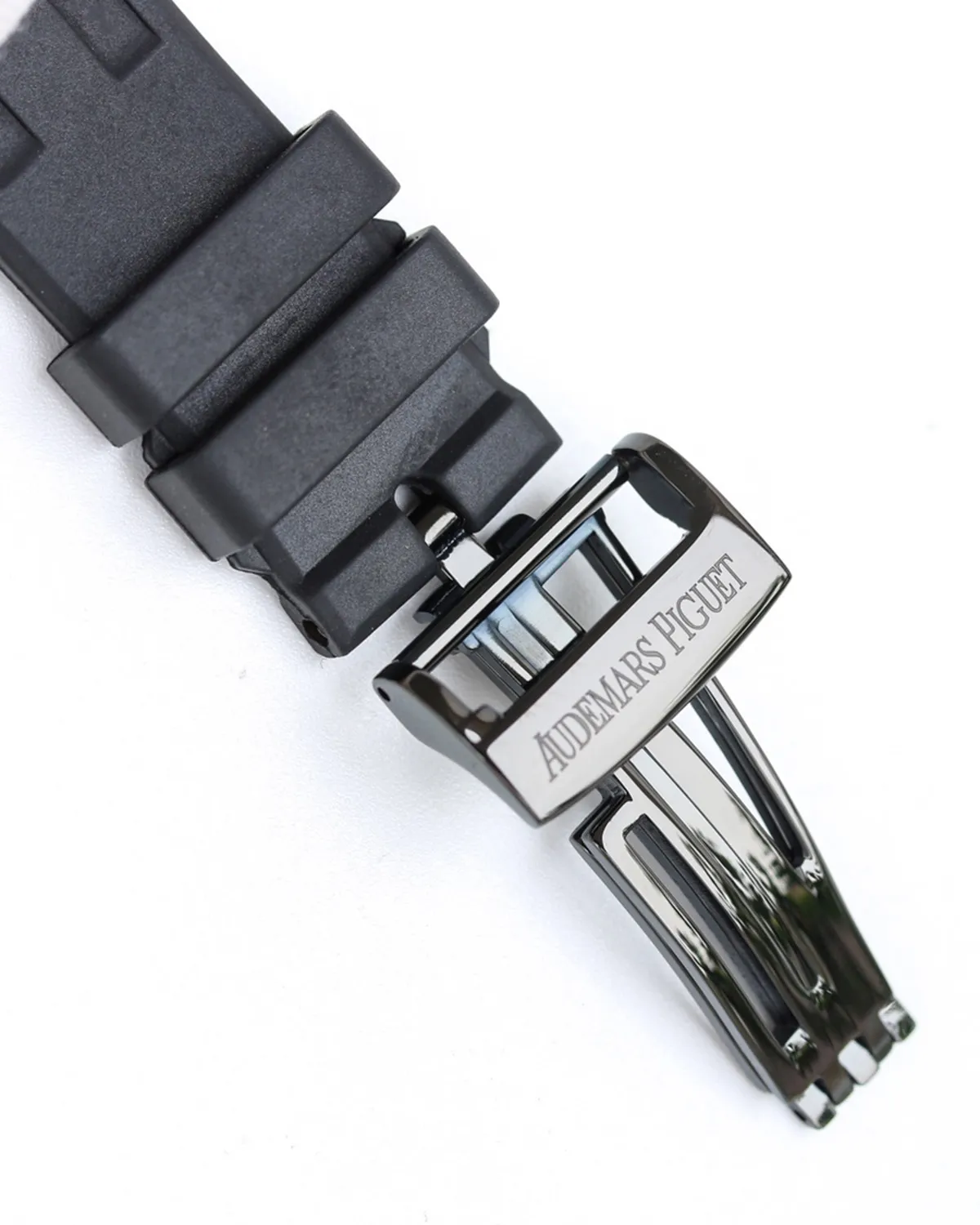 bagladt-royal-sports-perpetual-calendar-blue-dial-front9