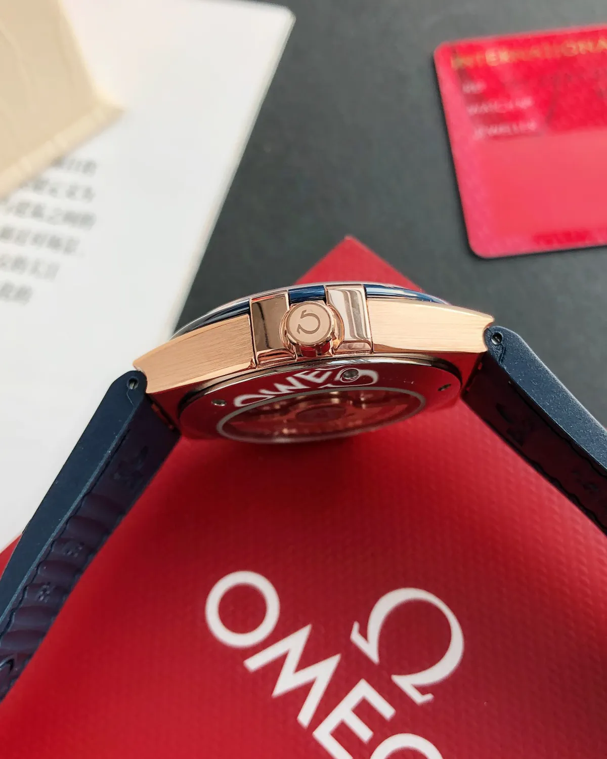 bagladt-seamaster-diver-300m-green-dial-front7