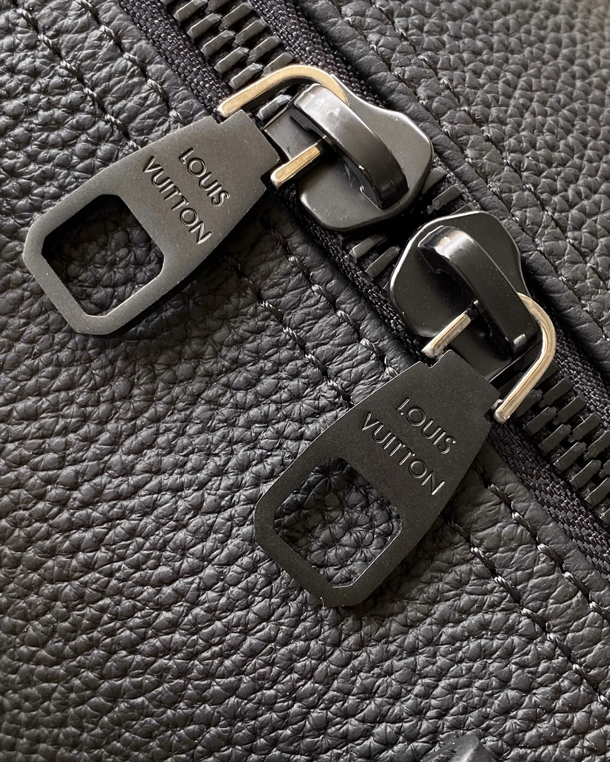 bagladt-signature-mini-boston-bag-sand-toned-monogram-nano-front8