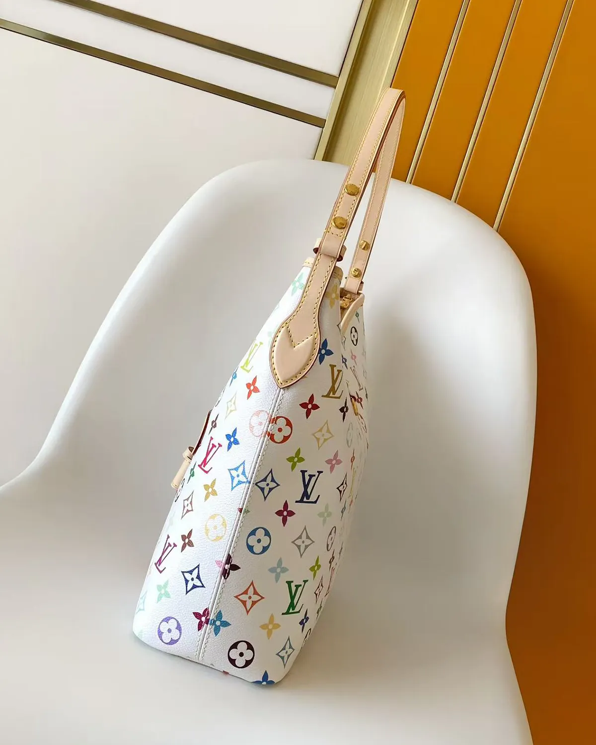 bagladt-signature-pop-art-boston-bag-30-white-multi-color-front3