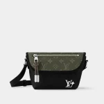 Signature Pulse Crossbody Wallet in black Taurillon leather front view