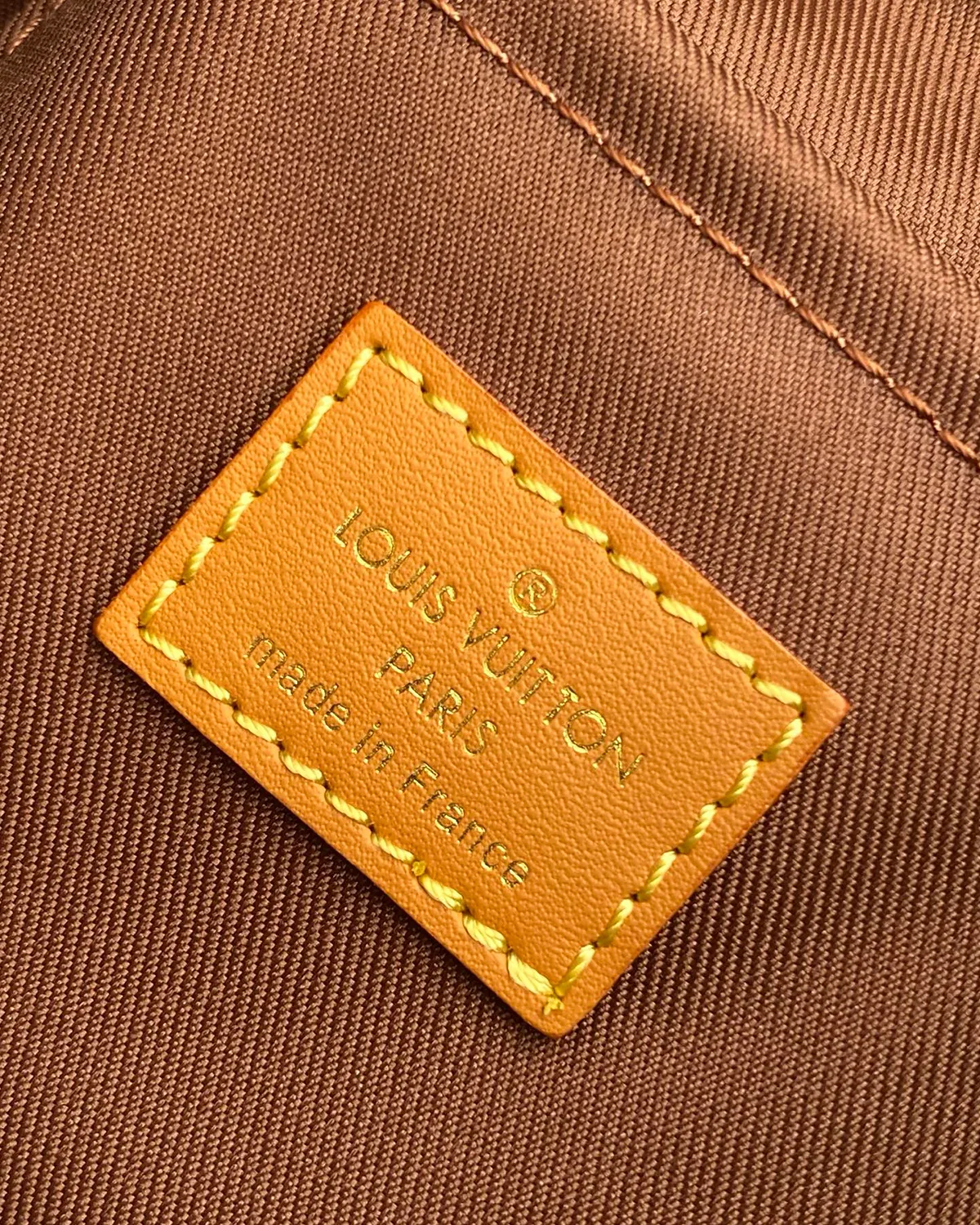 bagladt-signature-utility-bucket-bag-monogram-archive-cargo-front10