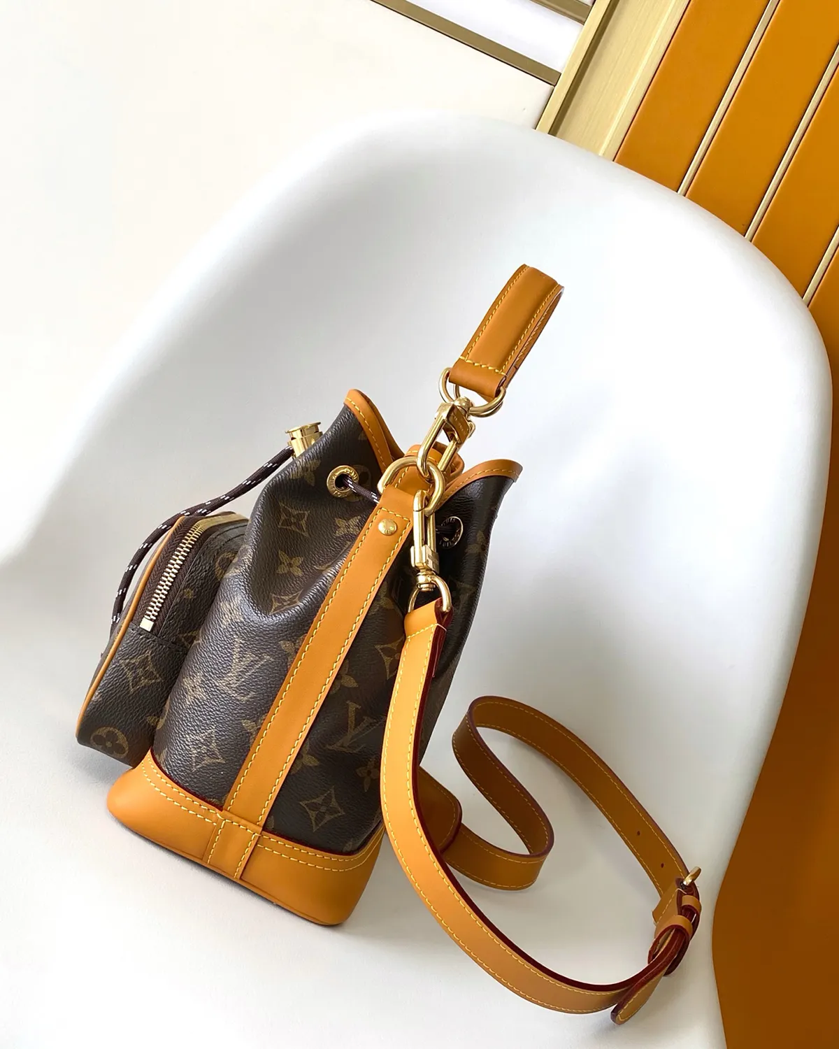 bagladt-signature-utility-bucket-bag-monogram-archive-cargo-front3