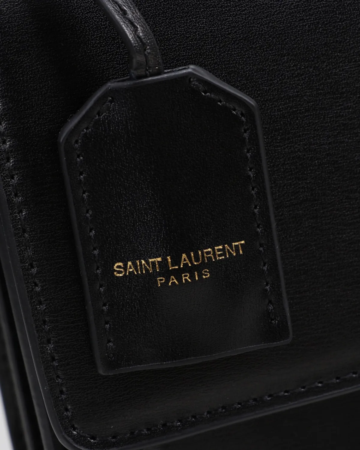 bagladt-sunset-style-medium-flap-bag-interlocking-logo-front7