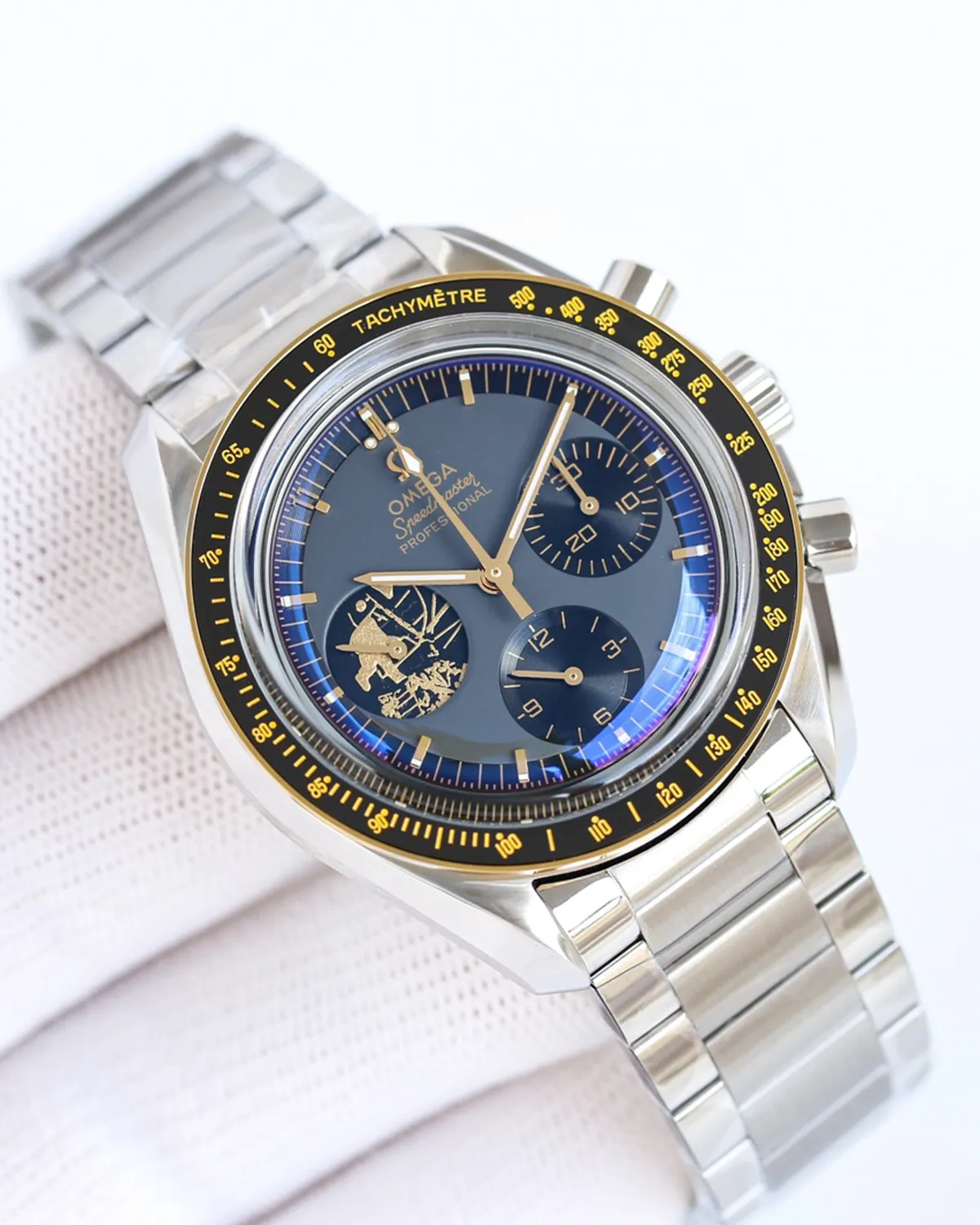 bagladt-two-tone-speedmaster-moonwatch-sedna-gold-front3