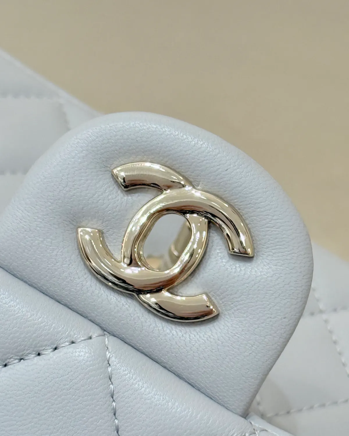 bagladt-signature-adjustable-mini-flap-grey-lambskin-pearl-ball-front9