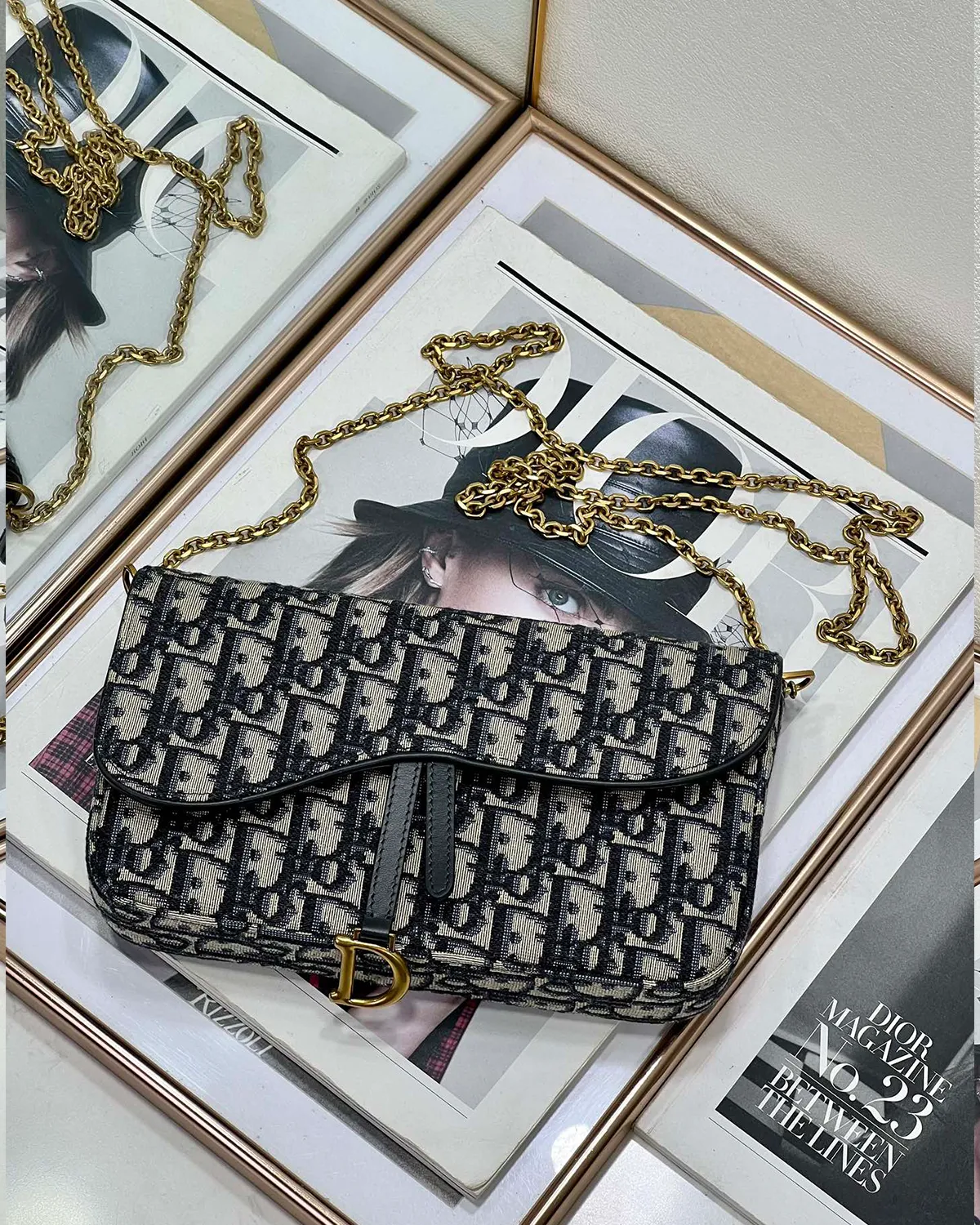 bagladt-signature-asymmetrical-chain-pouch-blue-jacquard-saddle-front4