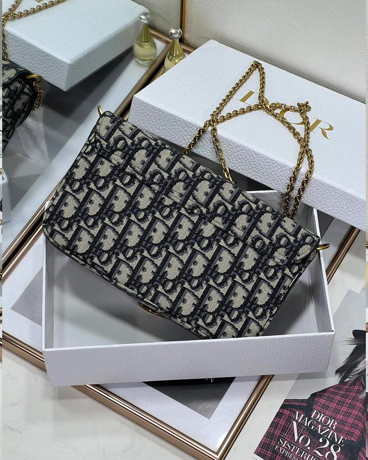 bagladt-signature-asymmetrical-chain-pouch-blue-jacquard-saddle-front8