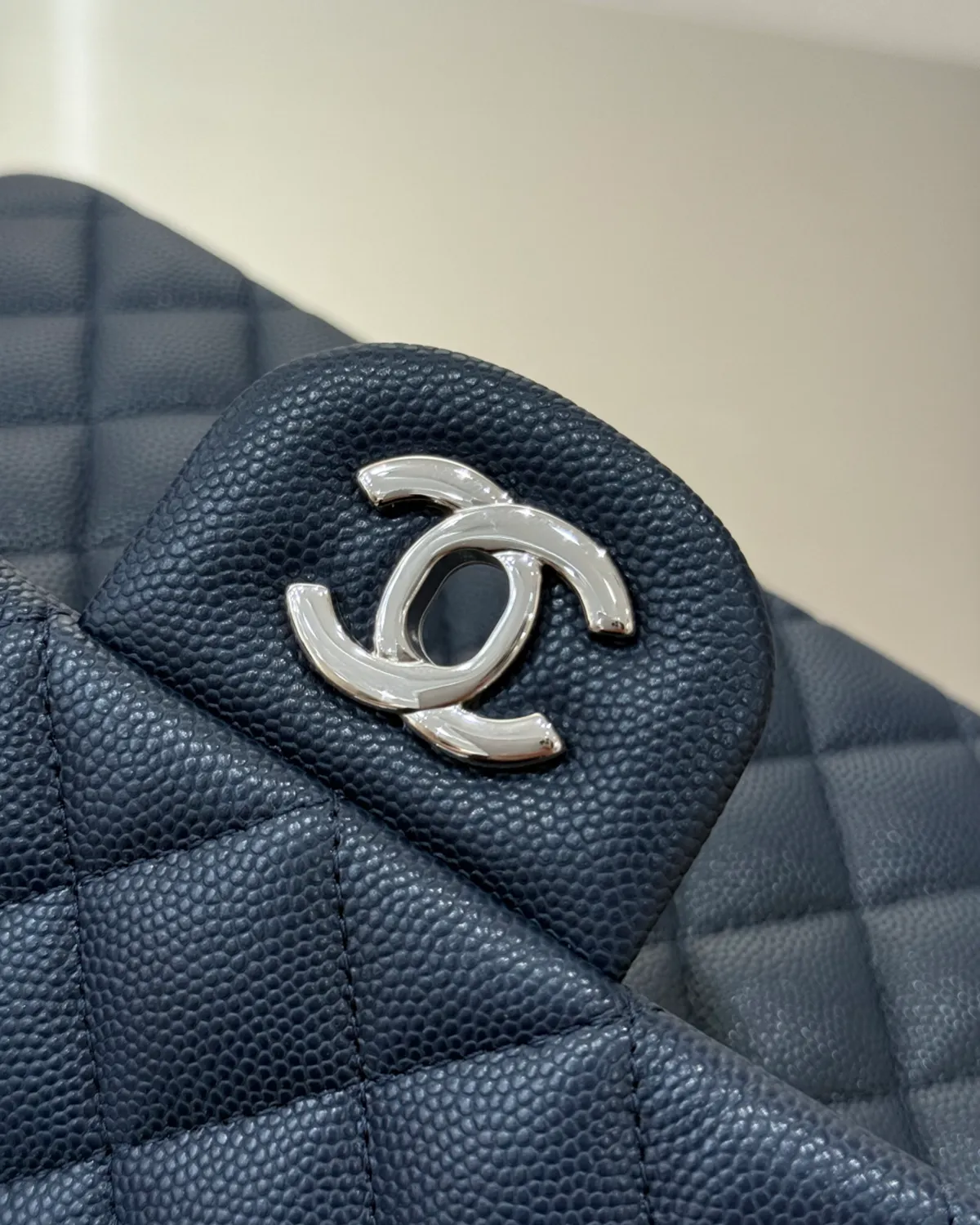 bagladt-signature-elongated-flap-bag-spruce-blue-leather-front9