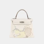 Signature Illustrated Top Handle 25 Kelly style in Nata leather front view