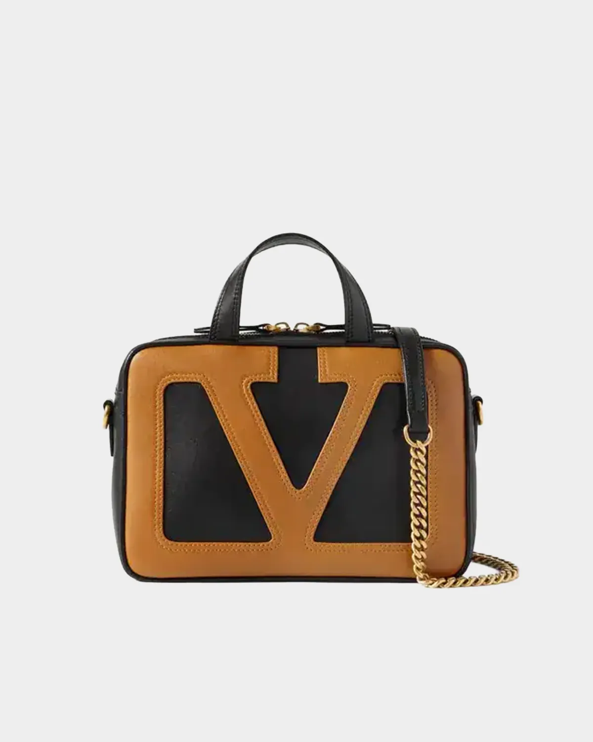 Signature Macro Stud Shoulder Bag Roman style in quilted nappa leather front view